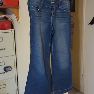 Flare/Wide Leg  Stretch Jeans Size 16